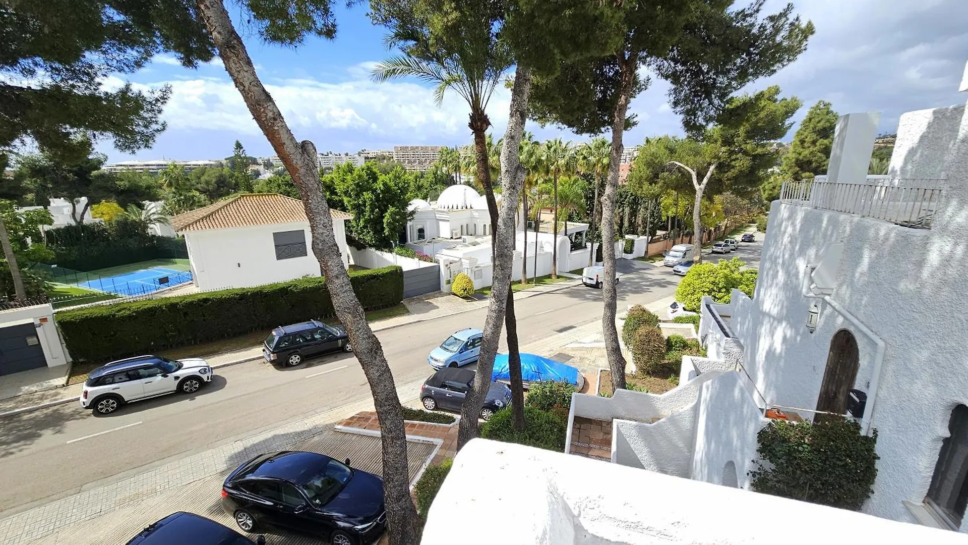 Green Village Marbella 0*,